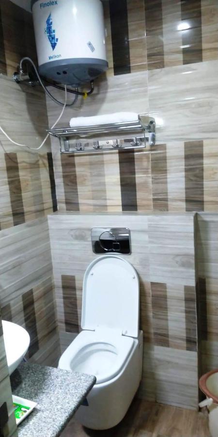 Hotel Ss Grand Lucknow Bagian luar foto