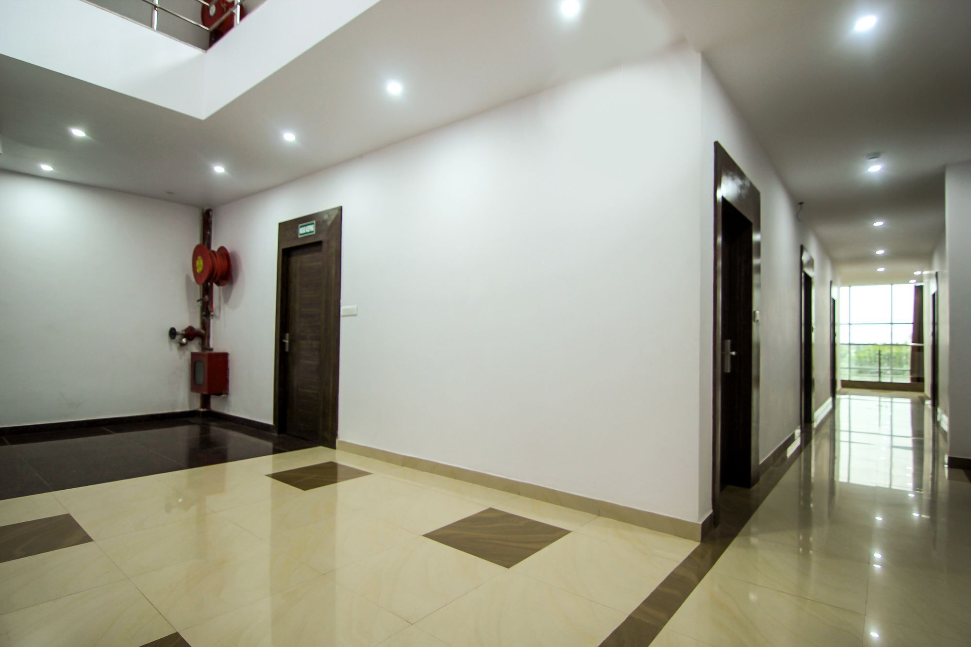Hotel Ss Grand Lucknow Bagian luar foto
