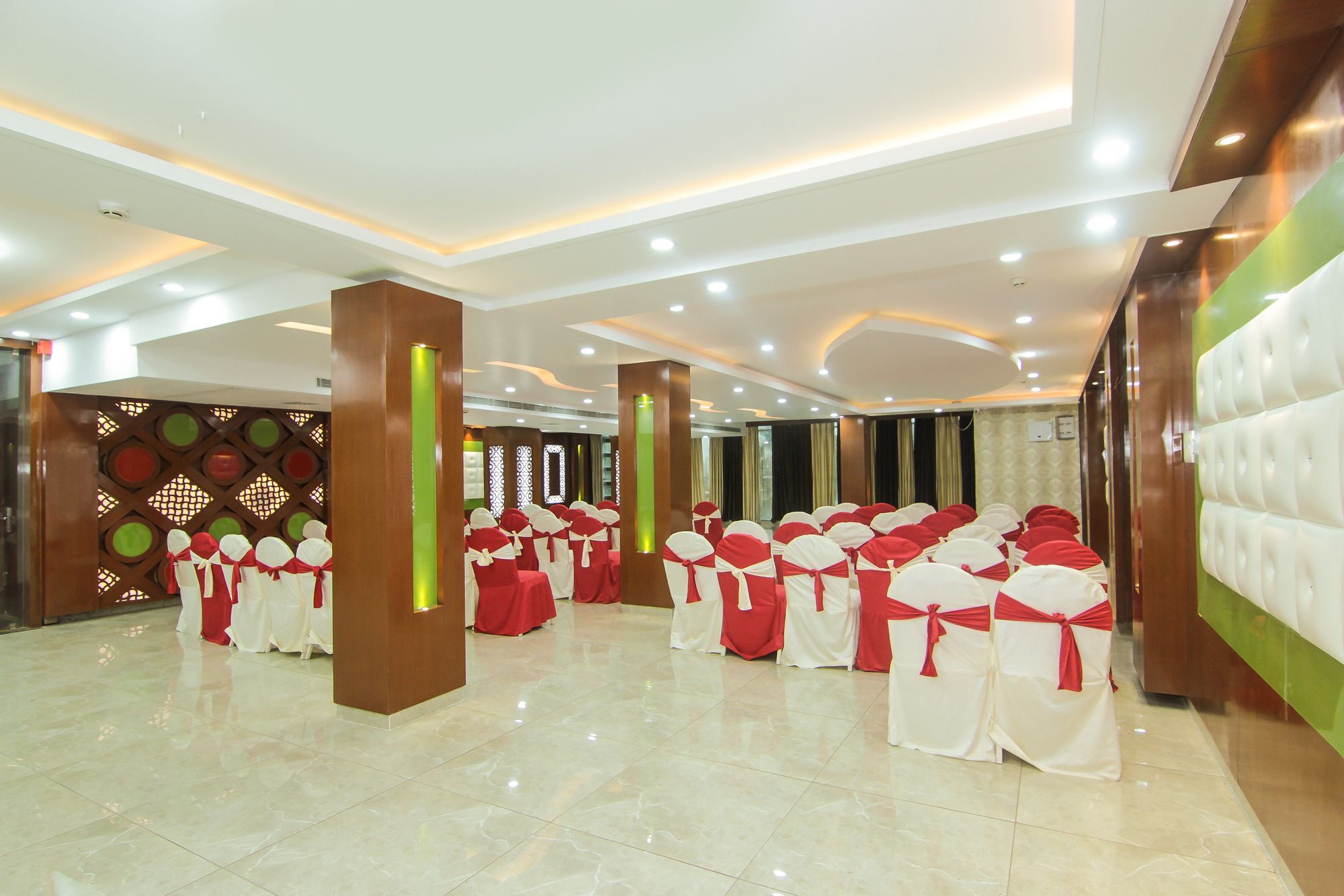 Hotel Ss Grand Lucknow Bagian luar foto